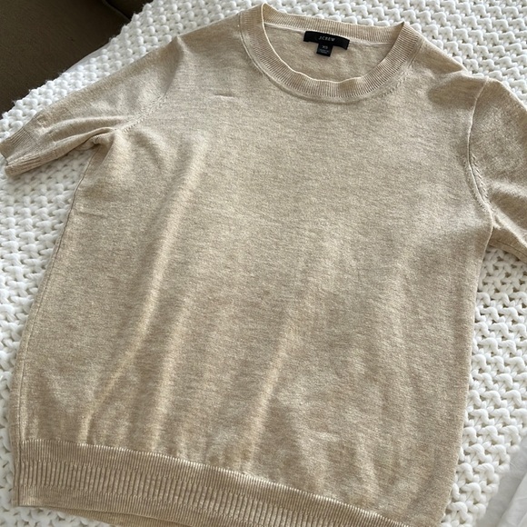 J. Crew Sweaters - JCREW Very Lightweight Sweater Tee Tshirt XS Oatmeal Bisque Mushroom Color NWOT
